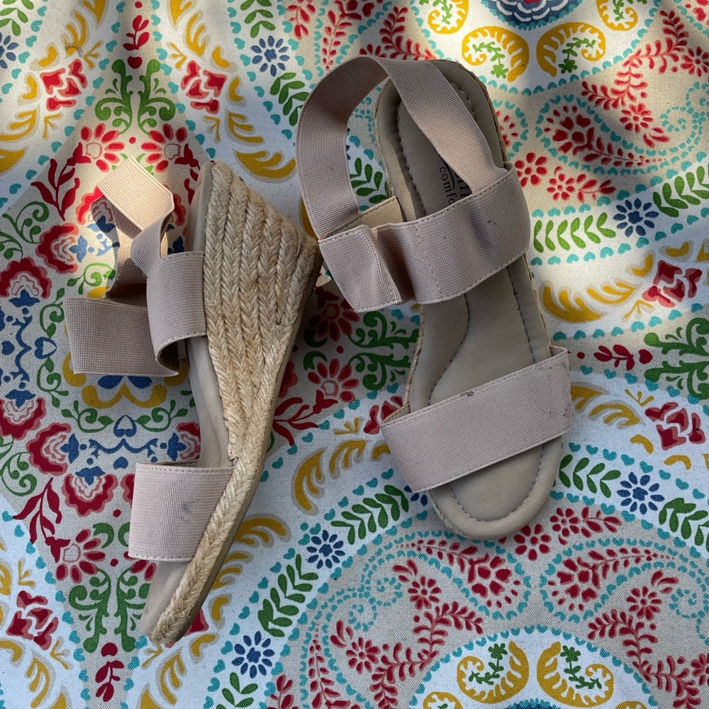 Size 7.5 wedges